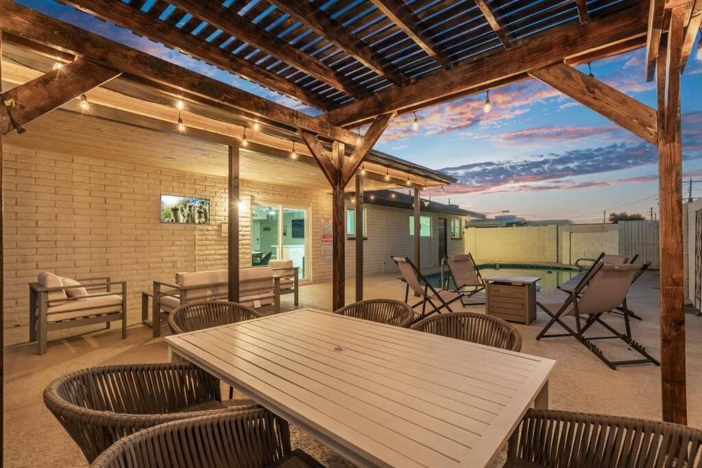 Cozy-Perfect Location-Private Pool-Heat Optional- Spring Training-Gcu Villa ฟีนิกซ์ ภายนอก รูปภาพ